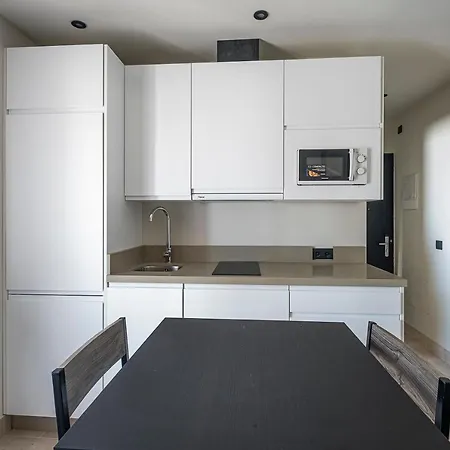 On Ll Apartment