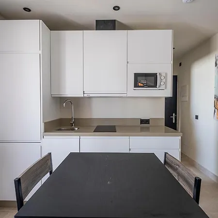 Apartment On Ll *